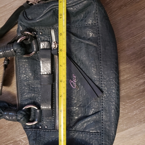 Guess Purse - Picture 4 of 6